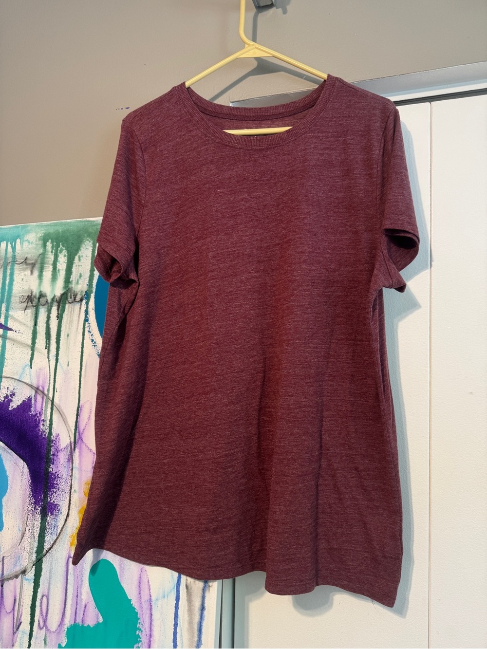Torrid Size 0 Heathered Maroon Classic Fit Crewneck T-Shirt Super Soft
